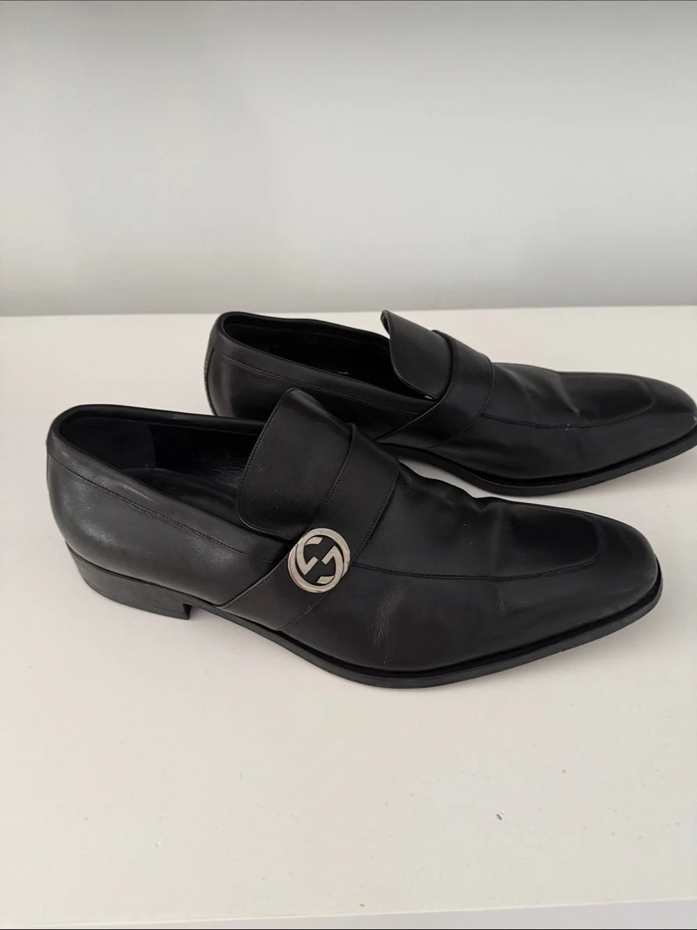 Gucci Black Leather Men's Loafers with Signature Interlocking G Perfect 🤩